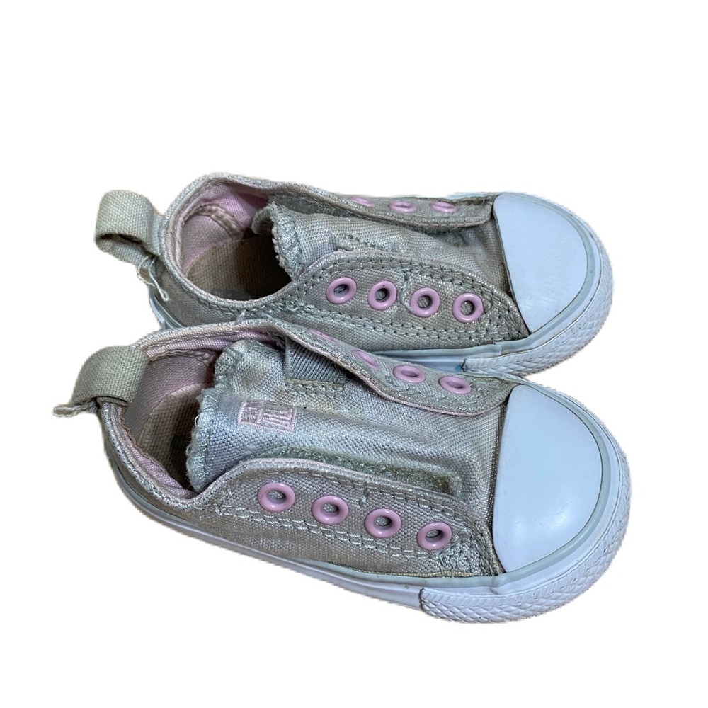 Converse Kids Silver Cream Tan Pink Sneakers Sticky Strap Closure Sz 5